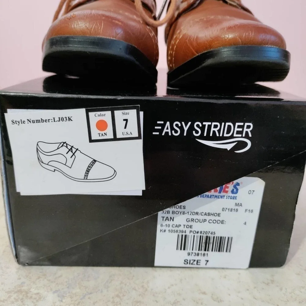 Boys easy striders tan dress shoes size 7